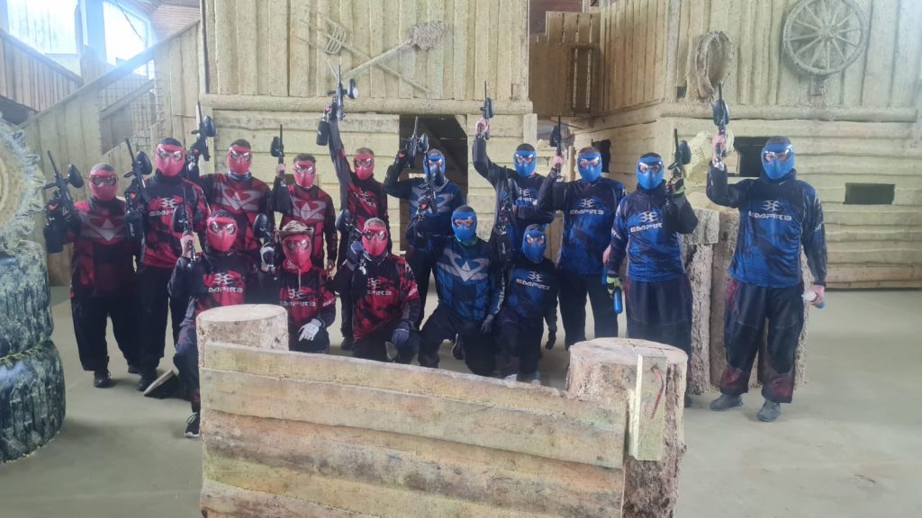 FF Kreuzberg - Aktivenausflug 2025 - Paintball - Gleich geht es los