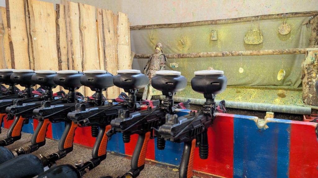 FF Kreuzberg - Aktivenausflug 2025 - Paintball - Testaufbau