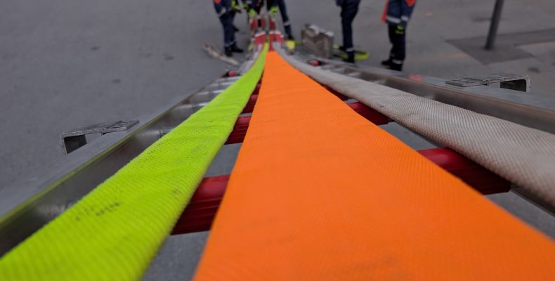 FF Kreuzberg - Kreative Kugelbahn - Gerätekunde - Blick nach unten