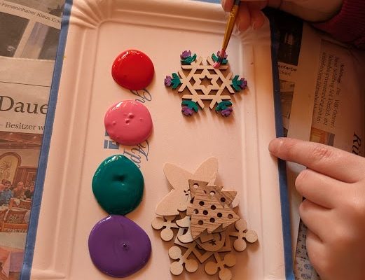 FF Kreuzberg - Kinderfeuerwehr - Bastelnachmittag 2025 - Sterne bemalen