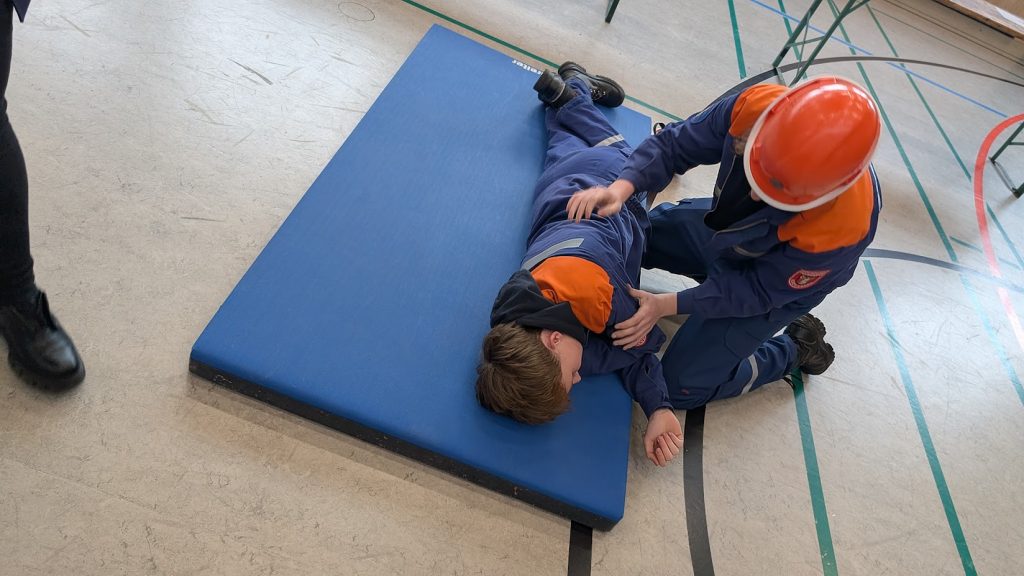 FF Kreuzberg - Wissenstest 2025 - Stabile Seitenlage