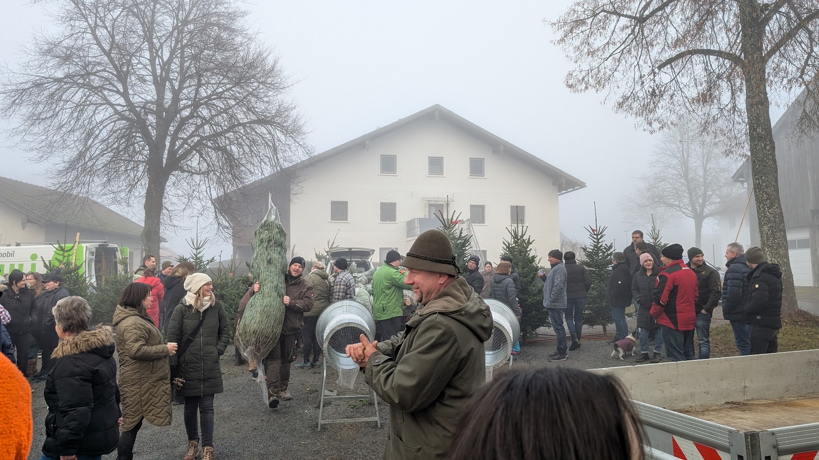FF Kreuzberg - Christbaumverkauf 2025 - Beste Stimmung