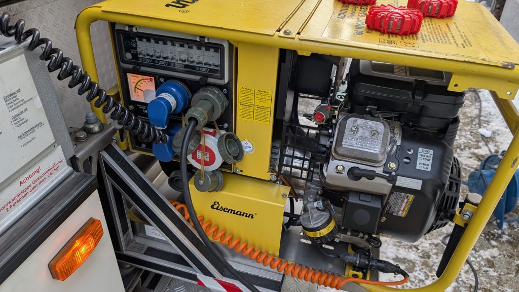 FF Kreuzberg - Einsatz - Wasser im Keller - Stromerzeuger