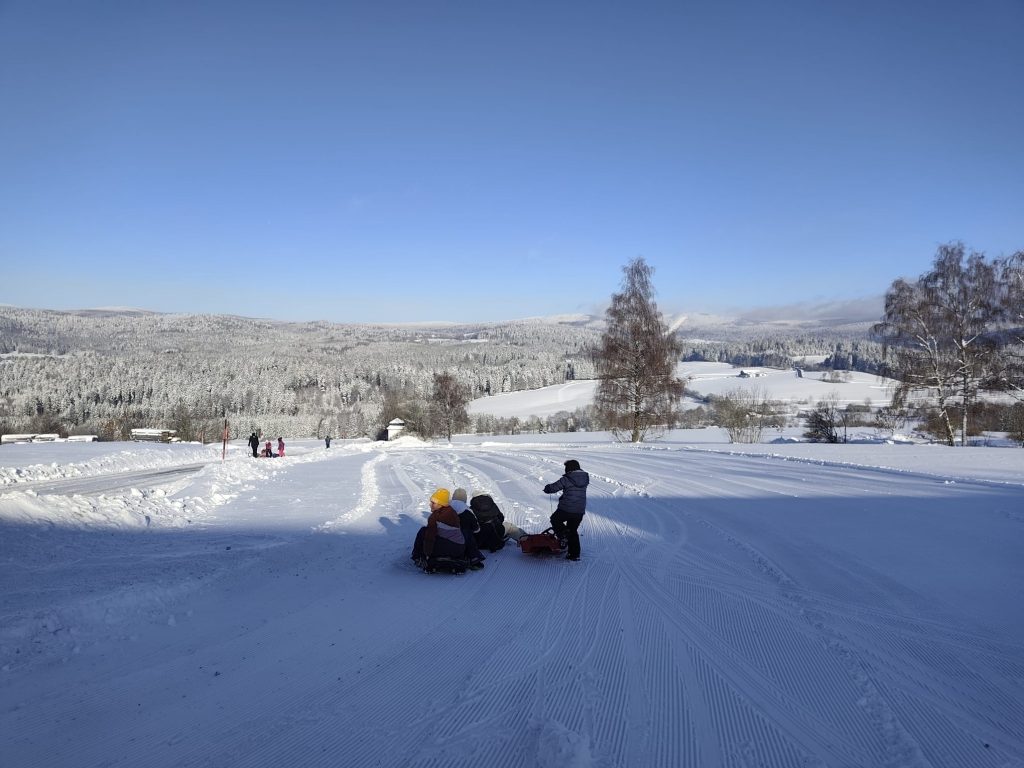 FF Kreuzberg - Kinder - Rodel-Nachmittag 2026 - Auf der Bahn