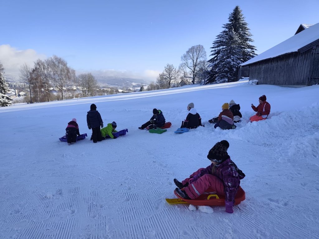 FF Kreuzberg - Kinder - Rodel-Nachmittag 2026 - In den Startlöchern