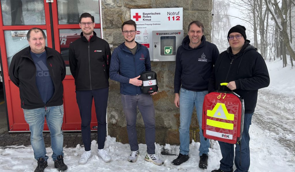 FF Kreuzberg - PNP-Bericht - Defibrillator - Gruppenbild