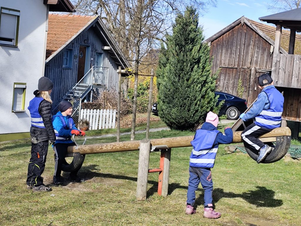 FF Kreuzberg - Freyung räumt auf 2026 - Spielplatz