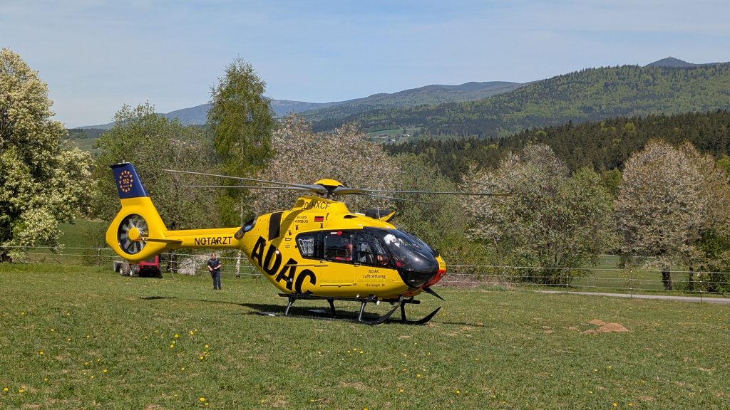 FF Kreuzberg - Einsatz THL 1 - Kurz vor dem Abflug
