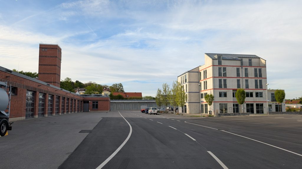 FF Kreuzberg - Leiter einer Feuerwehr - SFS Regensburg - Übungsgelände