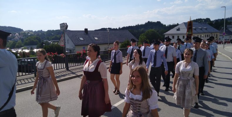FF Kreuzberg - Volksfestzug Freyung 2026 - Blick auf unsere Teilnehmer