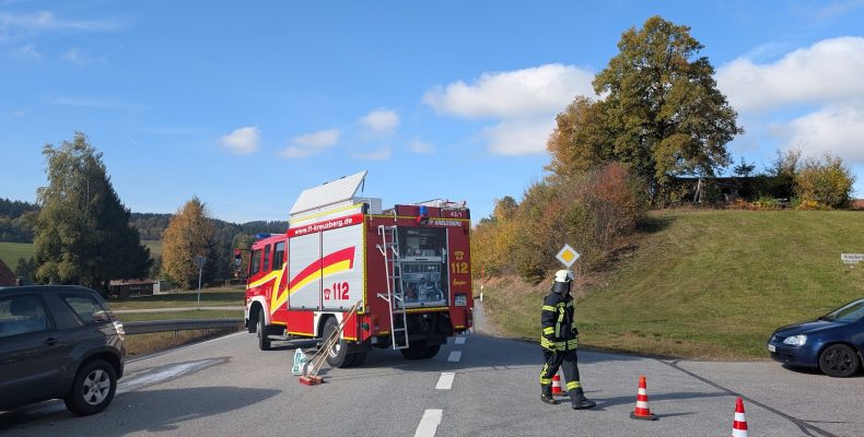 FF Kreuzberg - Auffahrunfall B533 - 18.10.2026 - Blick auf die Einsatzstelle