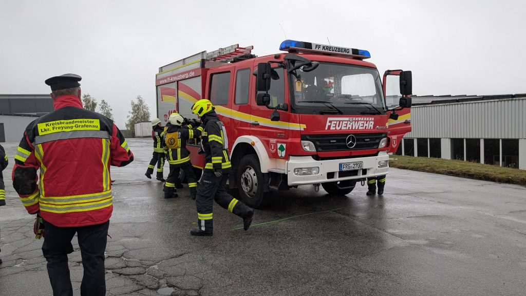 FF Kreuzberg - Leistungsabzeichen 2026 - Blick auf unser LF10